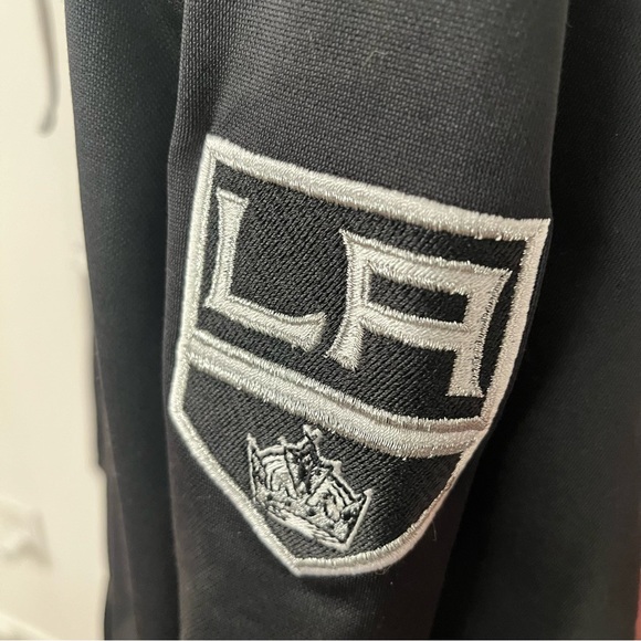 LA Kings Mens Embroidered Hoodie - Picture 3 of 4